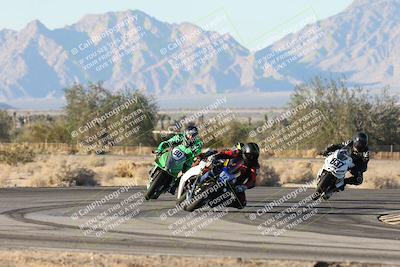 media/Dec-07-2025-CVMA (Sun) [[3e7d2de5dc]]/Race 18-Formula Twins-Formula 40 UL/